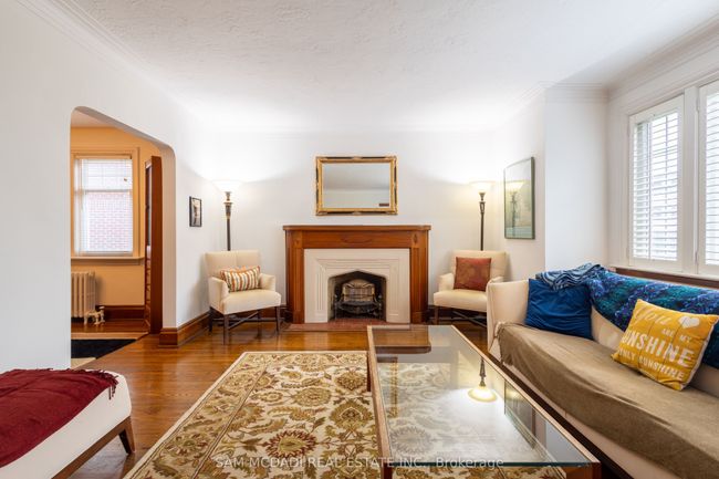 11 Brant Ave, House other with 4 bedrooms, 3 bathrooms and 6 parking in Mississauga ON | Image 9