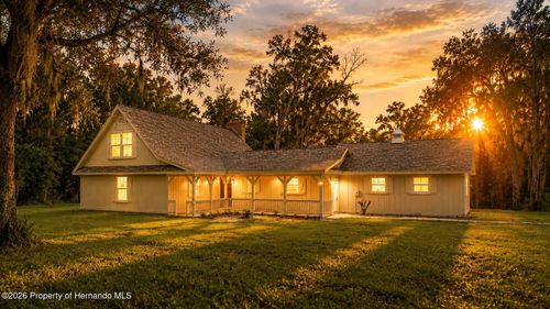 3270 Endsley Rd, BROOKSVILLE, FL, 34604-6710 | Card Image