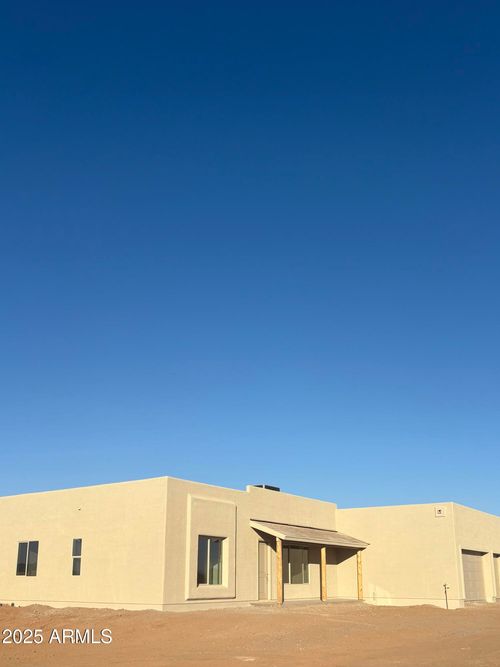 23197 W Skinner Rd, Wittmann, AZ, 85361-8886 | Card Image