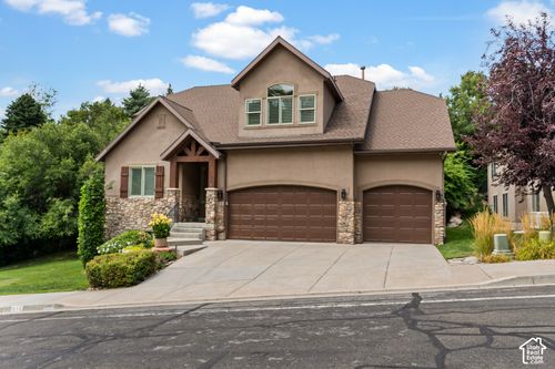 918 Mahogany Dr, Fruit Heights, UT, 84037-6775 | Card Image