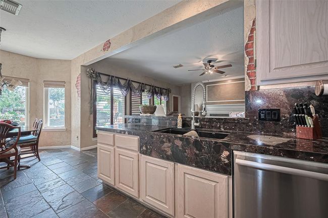 15014 Redbud Leaf Ln, House other with 4 bedrooms, 2 bathrooms and 3 parking in Cypress TX | Image 15
