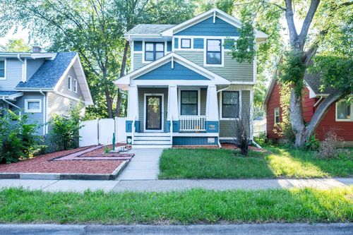 2611 James Avenue N, Minneapolis, MN, 55411 | Card Image