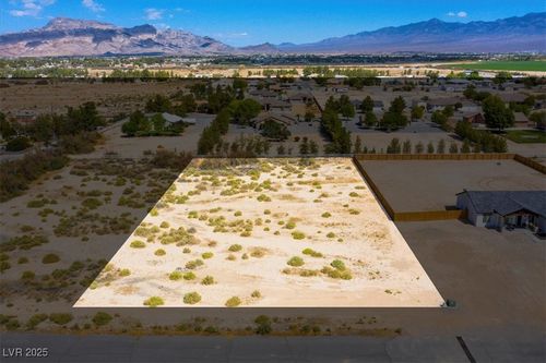 1690 Princeton Cir, Pahrump, NV, 89060-4526 | Card Image