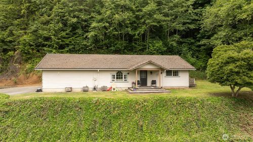 224 Hirschbeck Hts, Aberdeen, WA, 98520-5746 | Card Image