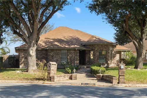 3808 N Cynthia St, Mcallen, TX, 78501-9100 | Card Image