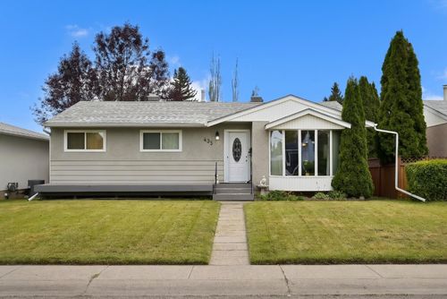 435 88 Ave Se, Calgary, AB, T2H1T9 | Card Image