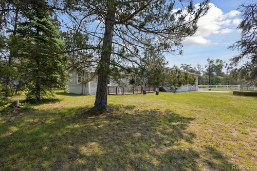 2536 Meridian Rd, Lewiston, MI, 49756-8718 | Card Image