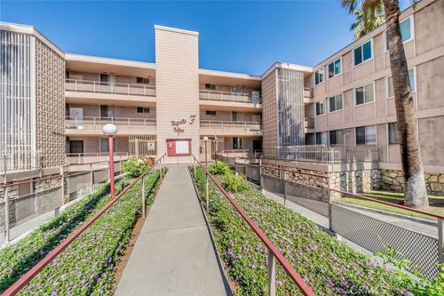 apt-319f-6979 Palm Ct, Riverside, CA, 92506-2873 | Card Image