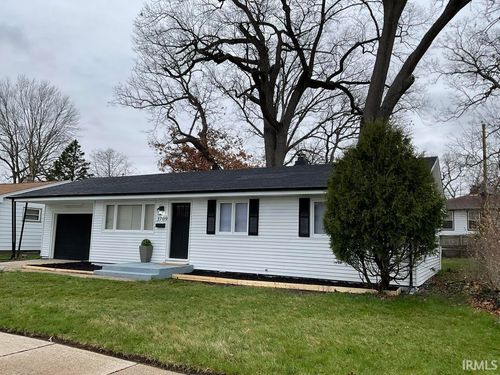 3709 Ardmore Trl, South Bend, IN, 46628-1307 | Card Image