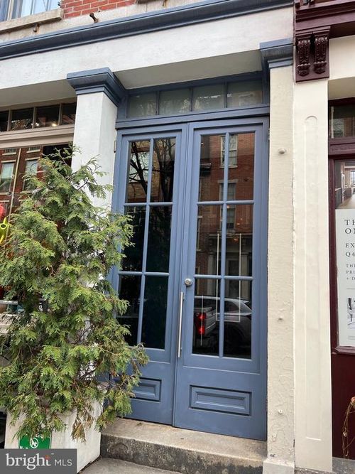 153 N 3rd St, PHILADELPHIA, PA, 19106-2049 | Card Image