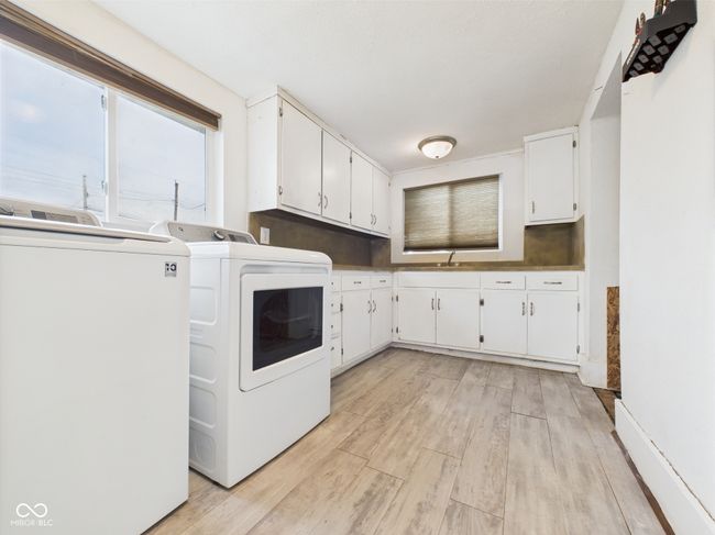 907 S A St, House other with 3 bedrooms, 2 bathrooms and null parking in Elwood IN | Image 15