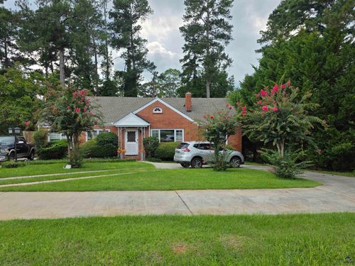 1746 Upper River Rd, Macon, GA, 31211-1526 | Card Image