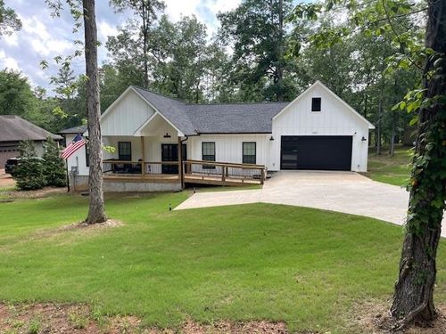 440 Holiday Hills Ln, Counce, TN, 38326-4158 | Card Image