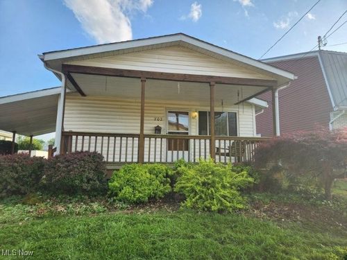702 21st St, Vienna, WV, 26105-1314 | Card Image