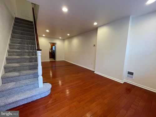 1315 S Howard St, PHILADELPHIA, PA, 19147-6114 | Card Image