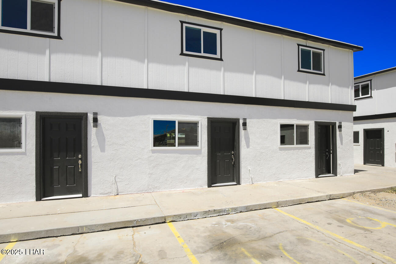 Commercial Sale in Parker