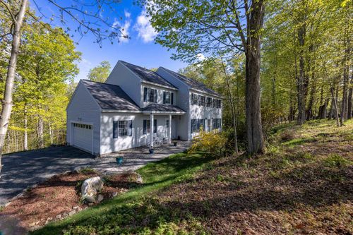 10 King Road, Hanover, NH, 03750 | Card Image