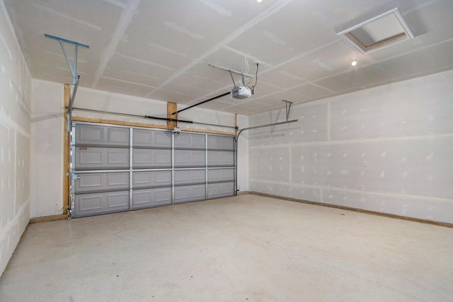 2 stall attached garage | Image 20