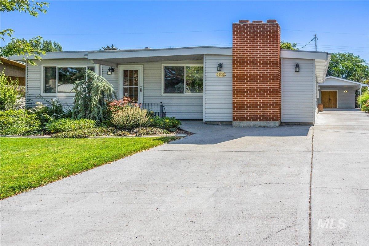 Empire Way, Boise, ID 83709