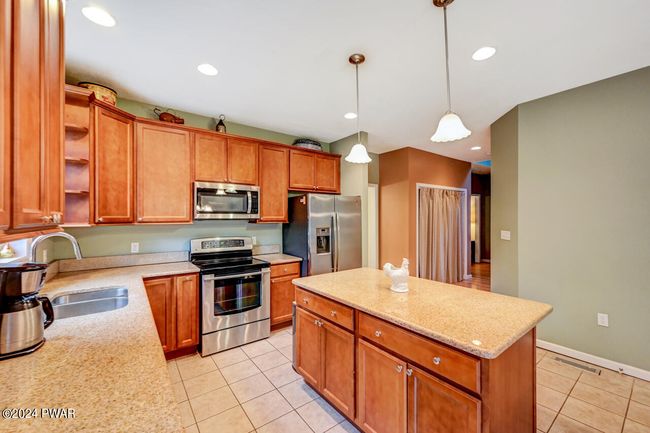 Kitchen | Image 22