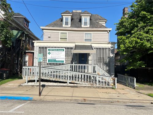 1307 6th Ave, Beaver Falls, PA, 15010-4213 | Card Image