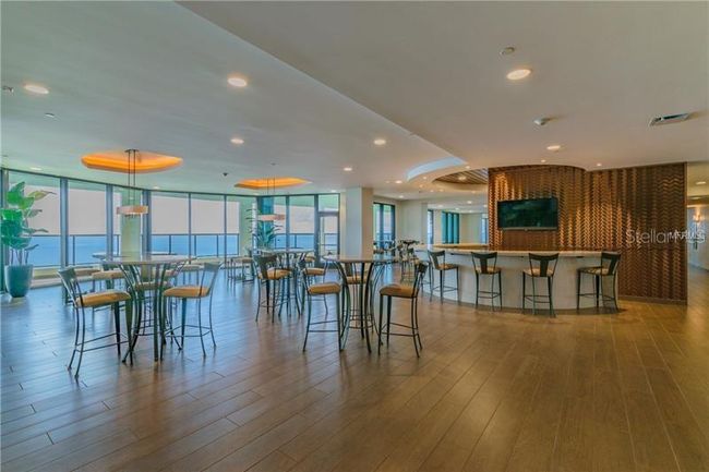 UNIT-2312 - 1 Beach Dr Se, Condo with 2 bedrooms, 2 bathrooms and null parking in ST PETERSBURG FL | Image 30