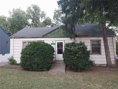 1421 N 27th St, Kansas City, KS, 66102-2537 | Card Image