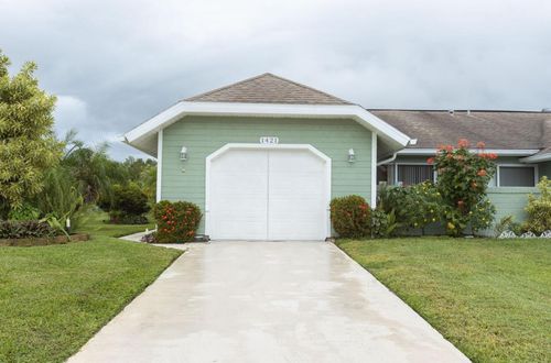 1421 Se Larkwood Cir, Port St Lucie, FL, 34952-4126 | Card Image