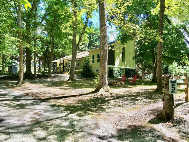 18 - 16-18 Cowan Ln, House other with 4 bedrooms, 4 bathrooms and null parking in Fairview NC | Image 33