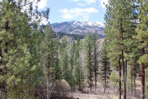 1 Ridge Ct, Garden Valley, ID, 83622-5103 | Card Image