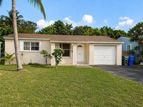 hollywood-blvd-2826 Monroe St, Hollywood, FL, 33020 | Card Image