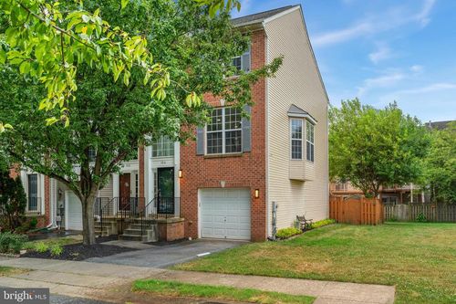 154 Fieldstone Ct, FREDERICK, MD, 21702-3278 | Card Image