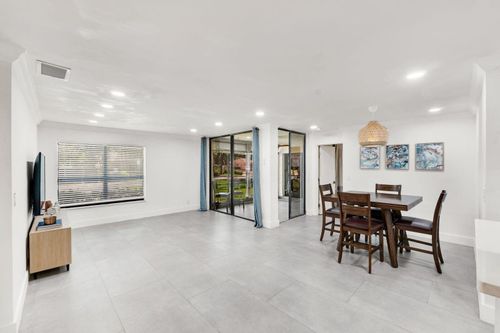 2126-4125 Carambola Cir S, Coconut Creek, FL, 33066-2570 | Card Image