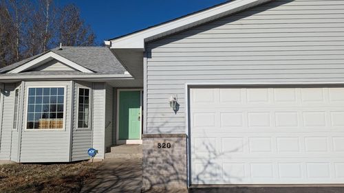 820 Shady Ridge Ln, Braham, MN, 55006-3227 | Card Image
