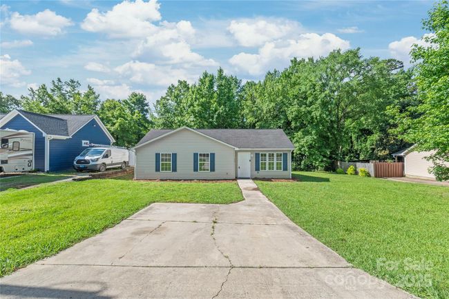 425 Austin Dr, House other with 3 bedrooms, 2 bathrooms and null parking in Charlotte NC | Image 26
