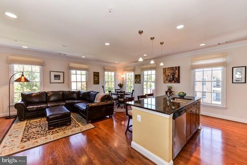 316-1115 Cameron St, ALEXANDRIA, VA, 22314-2464 | Card Image