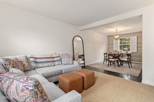 289-289 Bridge St, Stamford, CT, 06905-4405 | Card Image