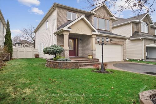 7 Coronet Ave, Nepean, ON, K2G6R8 | Card Image