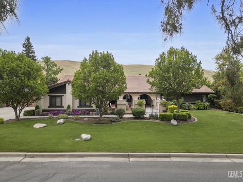 12151 Cattle King Drive, Bakersfield, CA, 93306 | Card Image