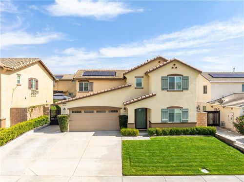 6363 Goldfinch Way, Fontana, CA, 92336-1089 | Card Image