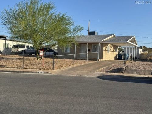 242 Kansas Ave, Henderson, NV, 89015-7233 | Card Image