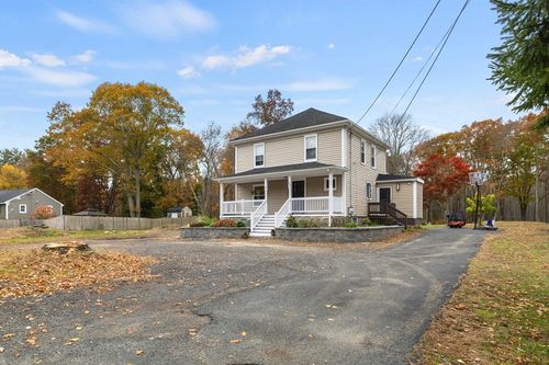 231 Winter St, East Bridgewater, MA, 02333-1039 | Card Image