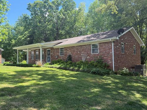516 Thomas St, Sparta, TN, 38583-4923 | Card Image