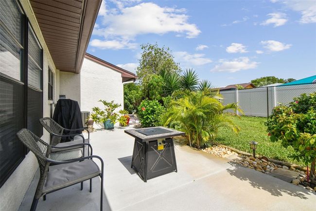 7923 Radcliffe Cir, House other with 2 bedrooms, 2 bathrooms and null parking in PORT RICHEY FL | Image 47