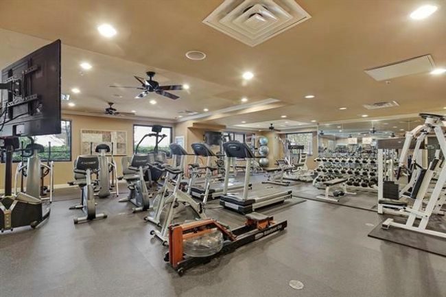 Fully-equipped fitness center open 24X7 | Image 38