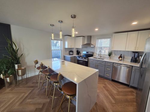 35 Wright St, Stoneham, MA, 02180-3534 | Card Image