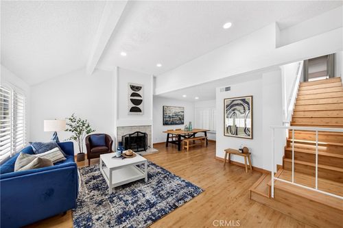 9680 Walker Ct, Cypress, CA, 90630-3894 | Card Image