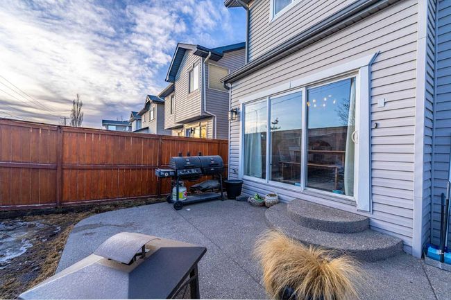 106 Chapman Close Se, Home with 3 bedrooms, 3 bathrooms and 4 parking in Calgary AB | Image 28