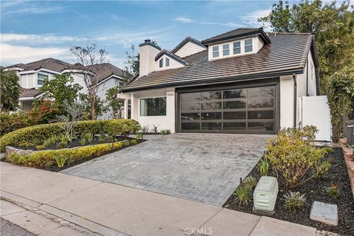 5506 Forest Cove Ln, Agoura Hills, CA, 91301-4047 | Card Image