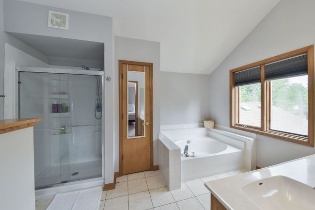 370 Westhaven Cir, House other with 4 bedrooms, 3 bathrooms and 2 parking in Geneva IL | Image 13